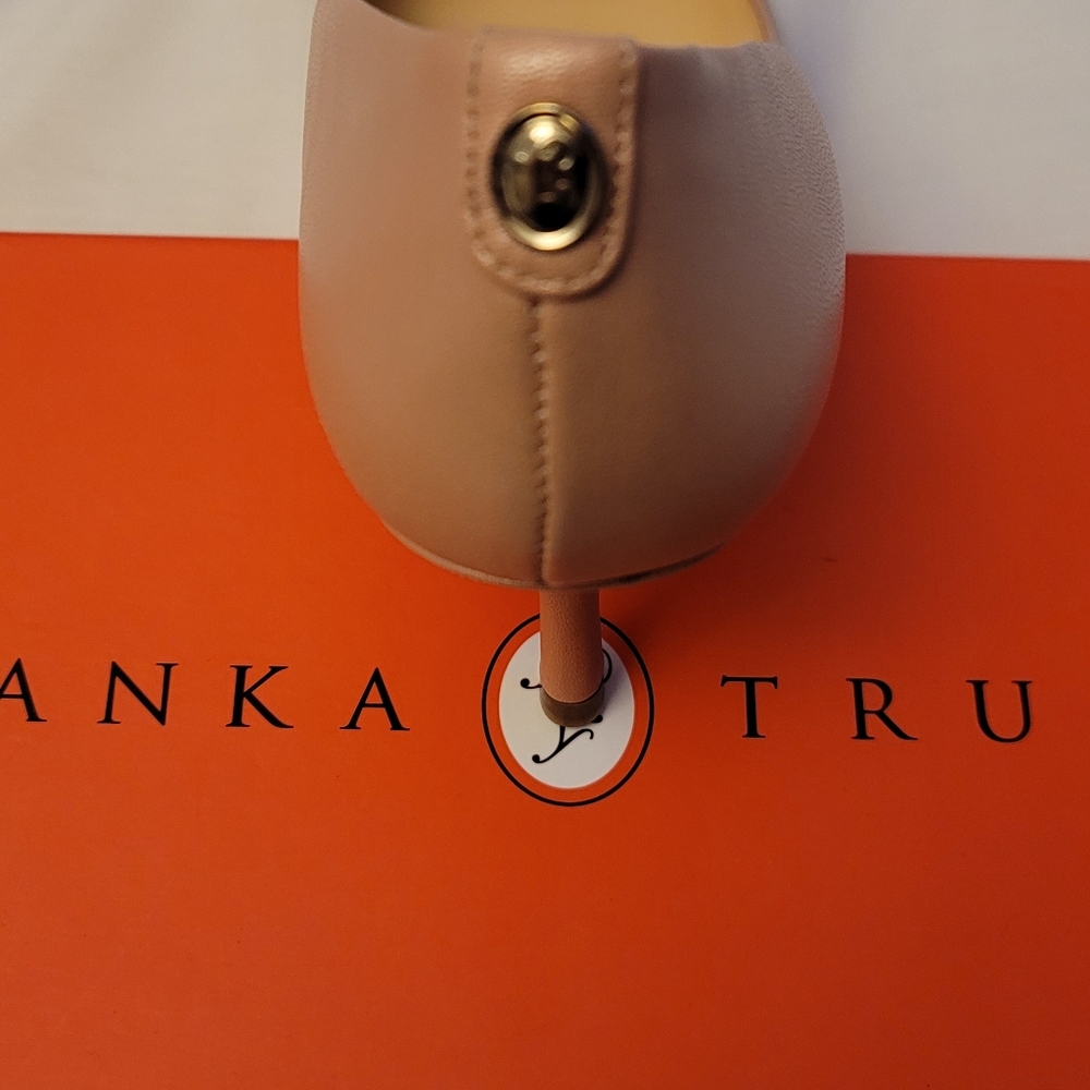 Ivanka Trump Light Pink Leather IT Indico 9.5 M Women's Shoe's Brand New Boxed! - Picture 8 of 11